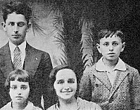 Margolin, Sander, his sister Mashah and the children