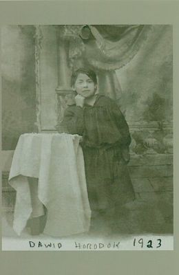 Bessie Kutnik in 1923